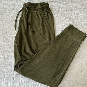 OLD NAVY Breath On joggers, olive green size M